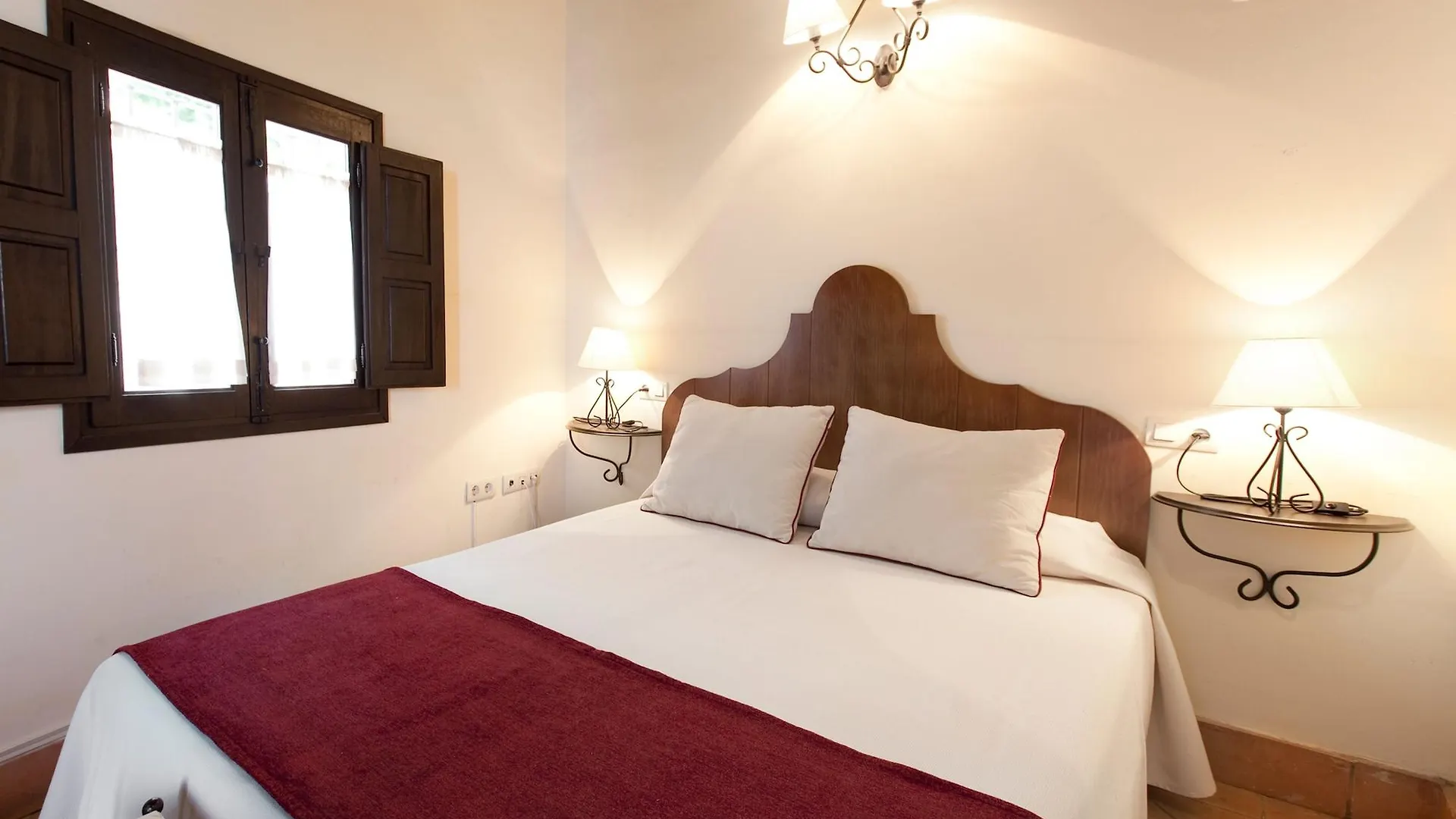 Hotel Casa del Capitel Nazarí Granada