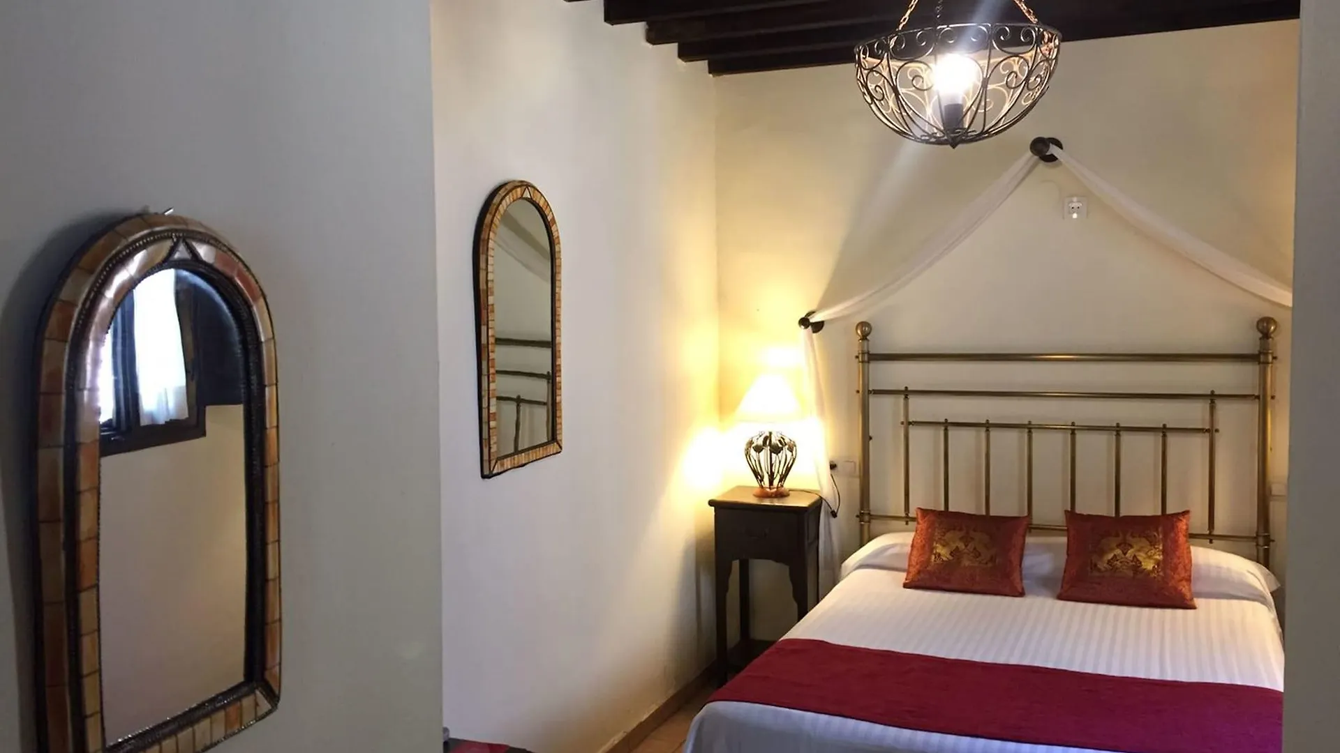 Hotel Casa del Capitel Nazarí Granada