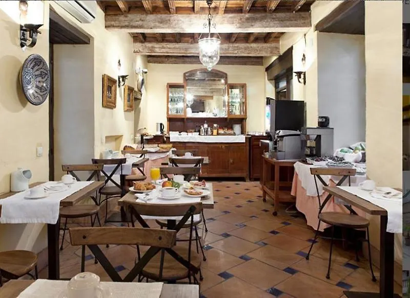 Hotel Casa del Capitel Nazarí Granada